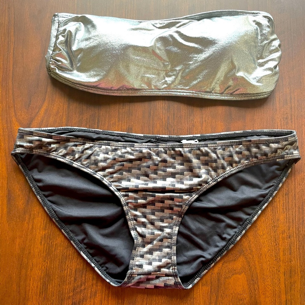 Metallic strapless 2 piece swimsuit size medium